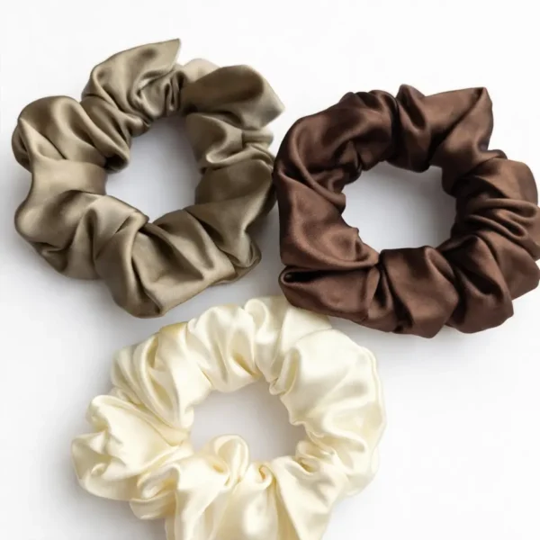 Šilkinės gumytės plaukams