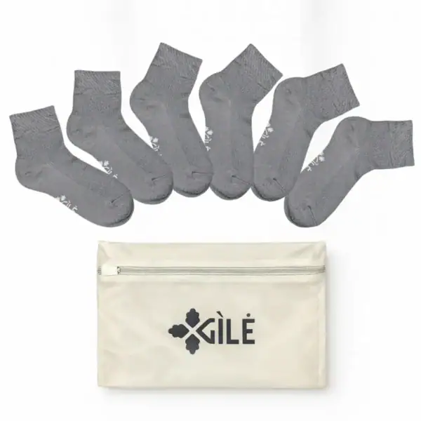 pilkos šilkinės kojinės